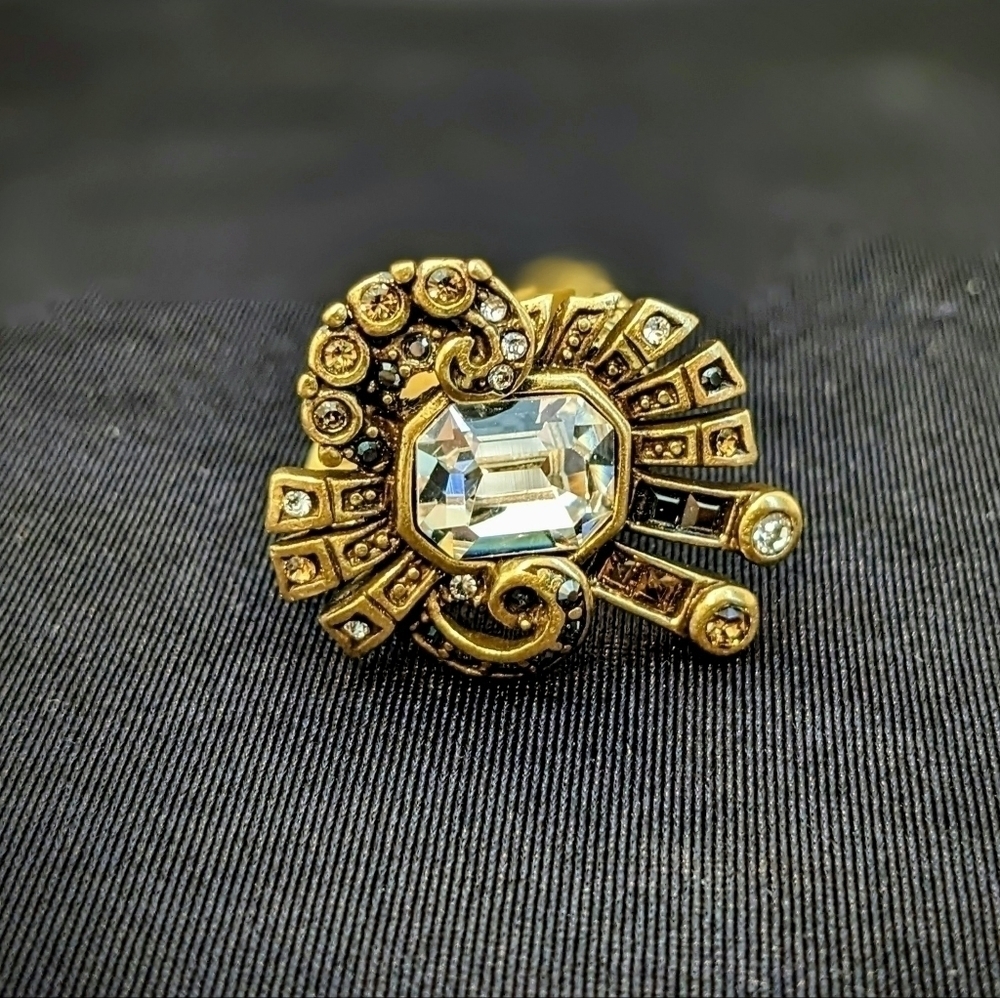 Heidi Daus French Kiss Antique Gold Ring - Picture 14 of 15